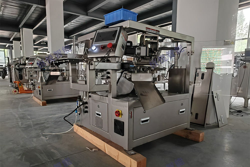 全自動給袋式醬體午夜精品福利视频整機設計符合GMP標準